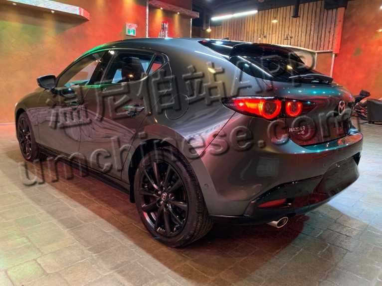 used-2020-mazda-mazda3-__-rare-stealth-gray-__-premium-pkg-sport-gt-awd-!!-1640389975 (3).jpg